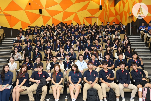 THPT-VP | MCER KHÁM PHÁ MÔI TRƯỜNG ĐẠI HỌC “TRONG MƠ” TẠI BUV