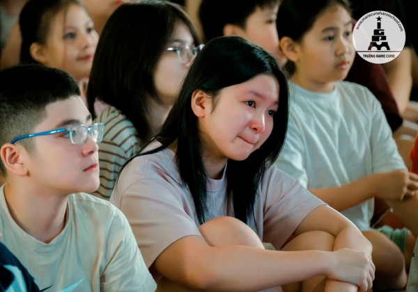 SÂU NẶNG TÌNH MẸ, ẤM ÁP LÒNG CHA